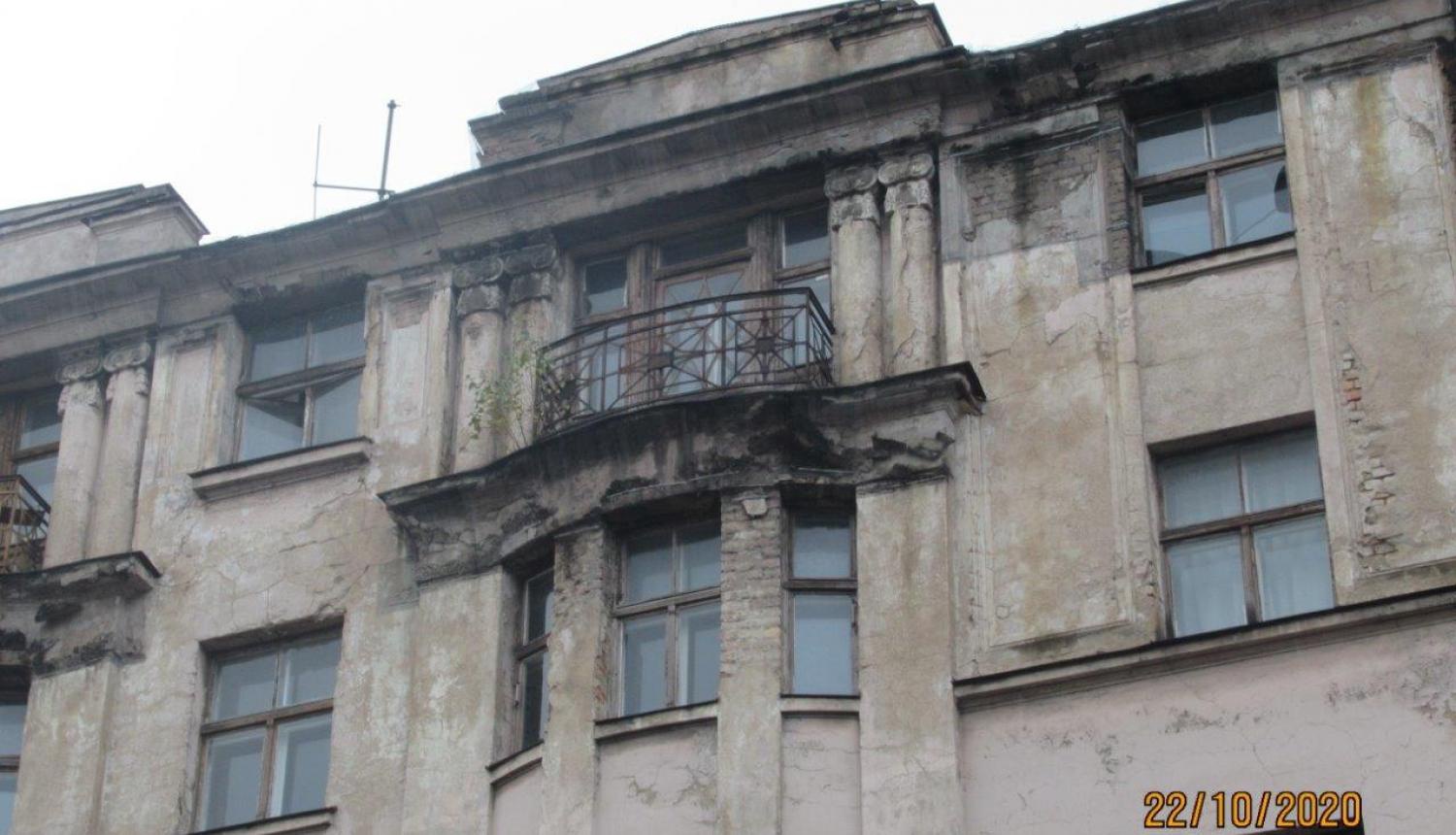 Здание на улице А.Чака 34 признано развалиной категории В