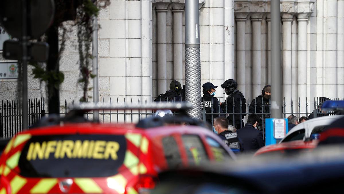 Названо происхождение напавшего на церковь в Ницце террориста Названо происхождение напавшего на церковь в Ницце террориста