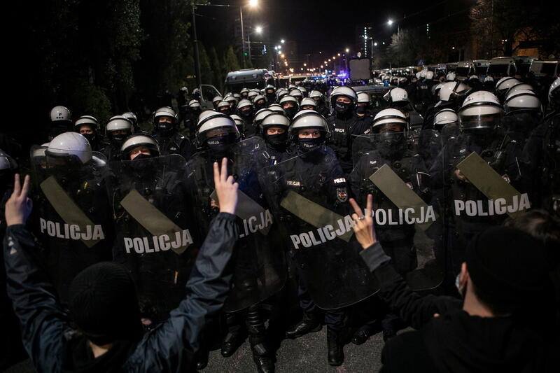 Закон об абортах: протесты охватили всю Польшу Закон об абортах: протесты охватили всю Польшу