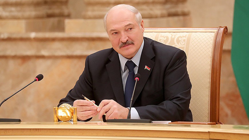 Лукашенко призвал протестующих не ждать поблажек за нарушение закона Лукашенко призвал протестующих не ждать поблажек за нарушение закона