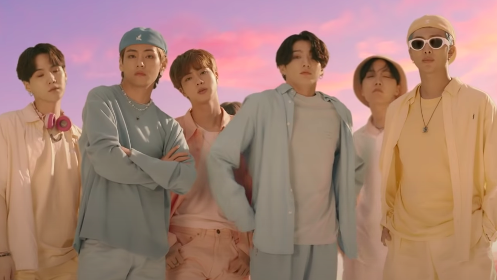 Корейская поп-группа BTS взяла главный приз MTV European Music Awards