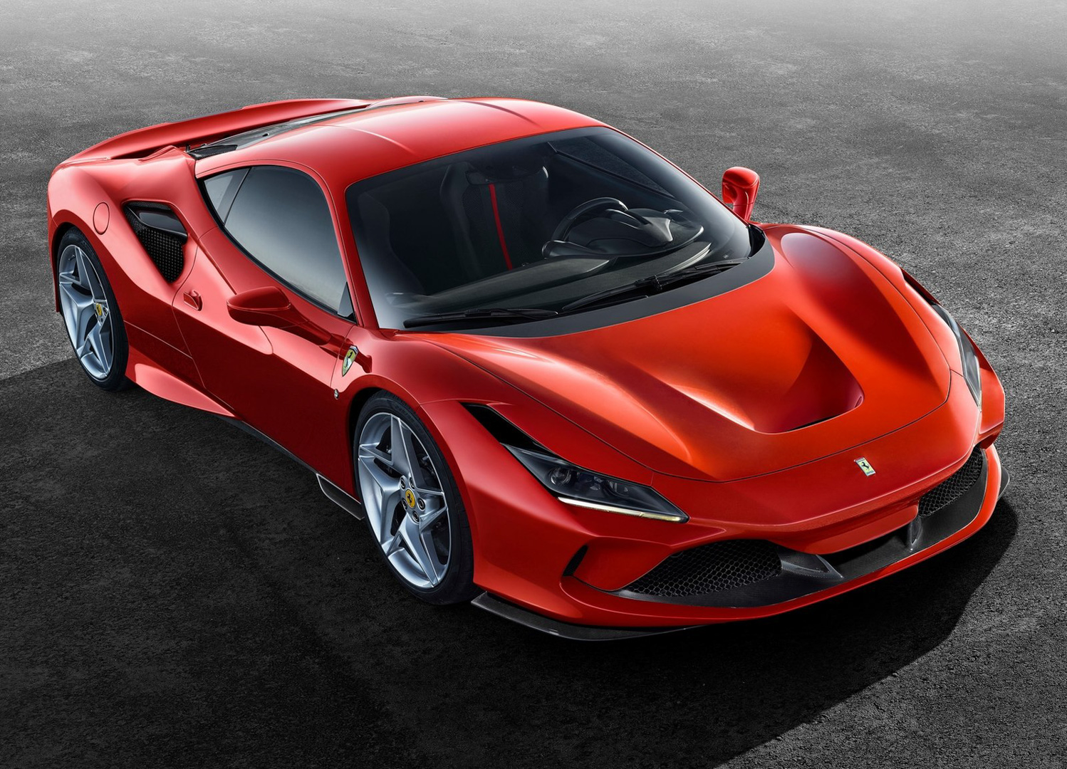 Ferrari не решилась перевести все модели на электротягу