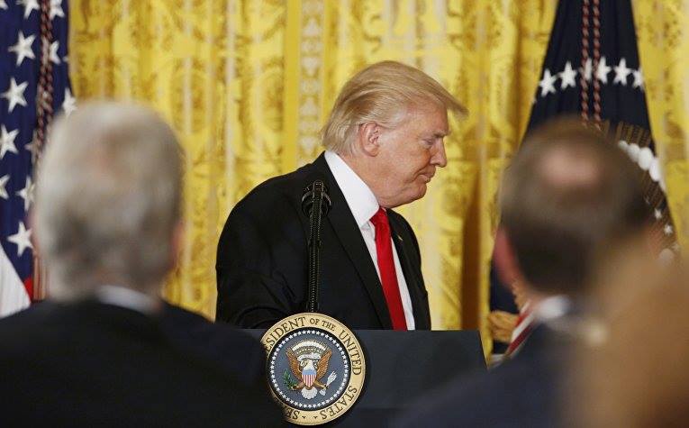 СМИ: Трамп пока не намерен признавать поражение на выборах
