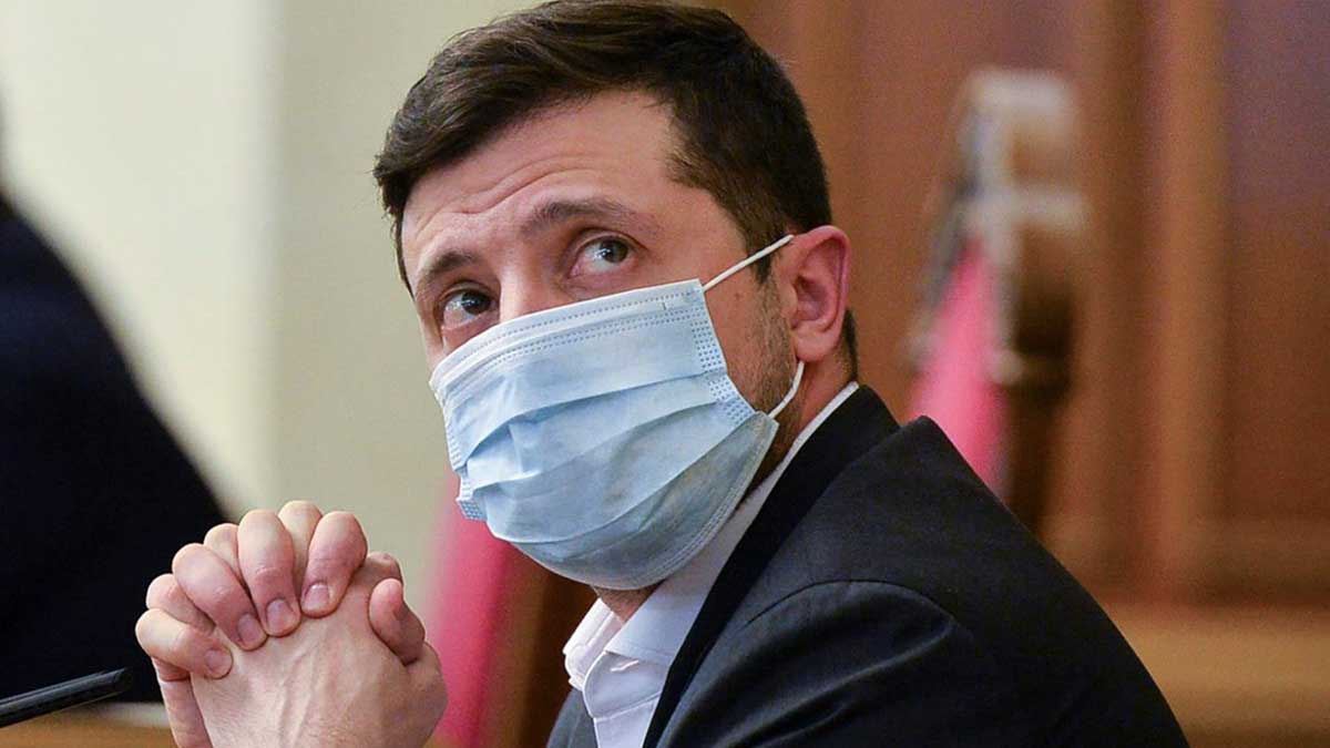 Заразившегося коронавирусом Зеленского госпитализировали