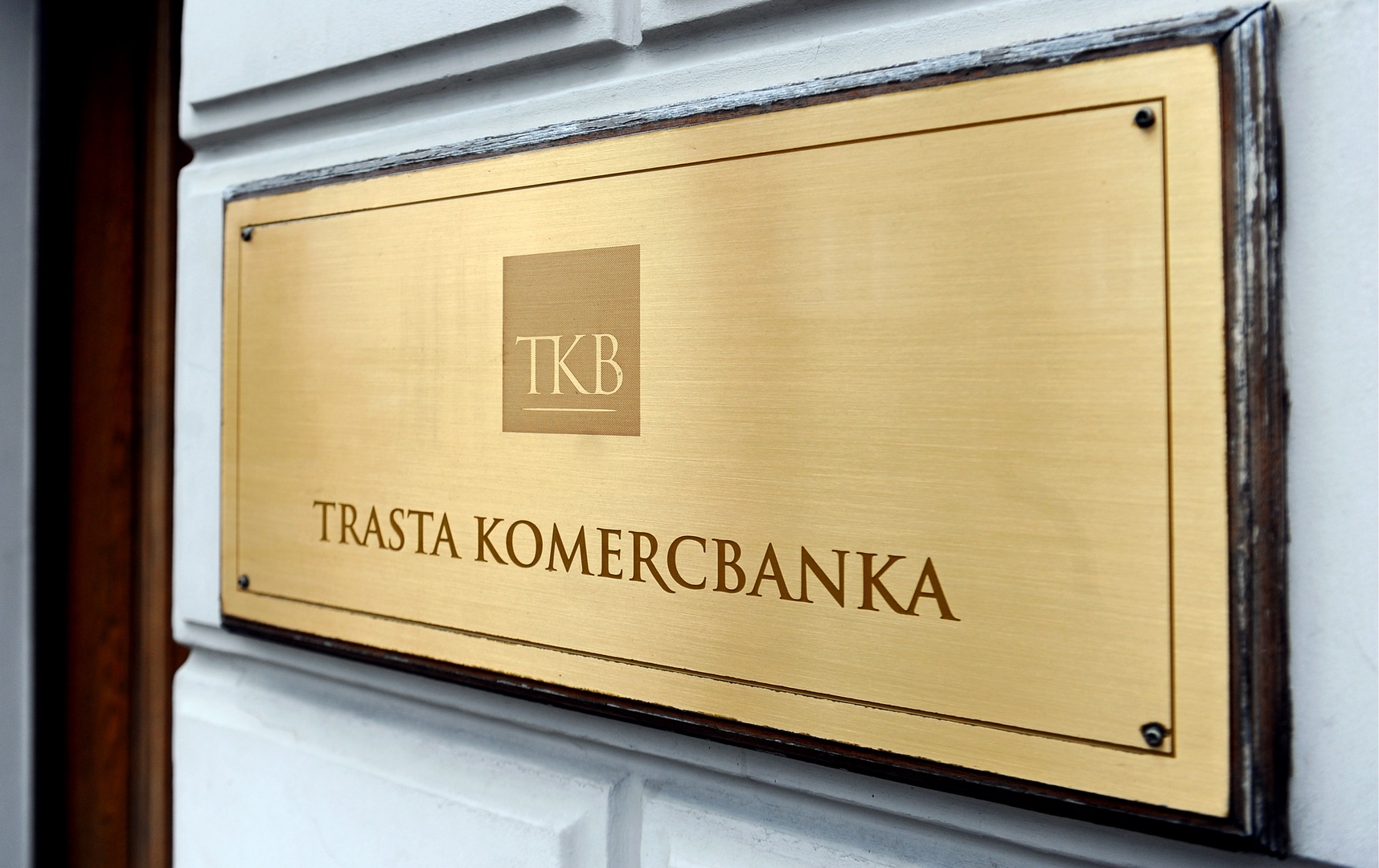 Caur Latviju desmitiem miljonu nonākuši Putina brālēna firmas kontos