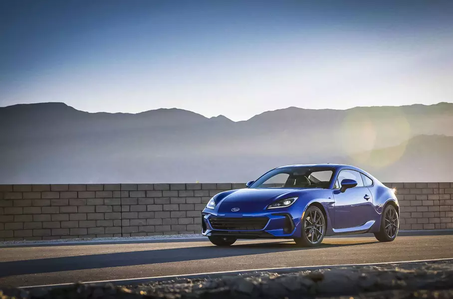 Subaru представила новый BRZ