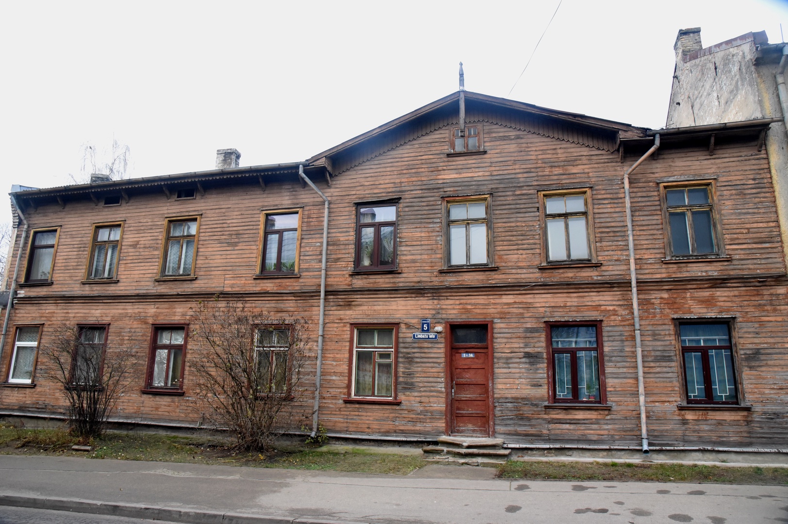 Rīgā steidzami remontdarbi nepieciešami 240 daudzdzīvokļu mājām
