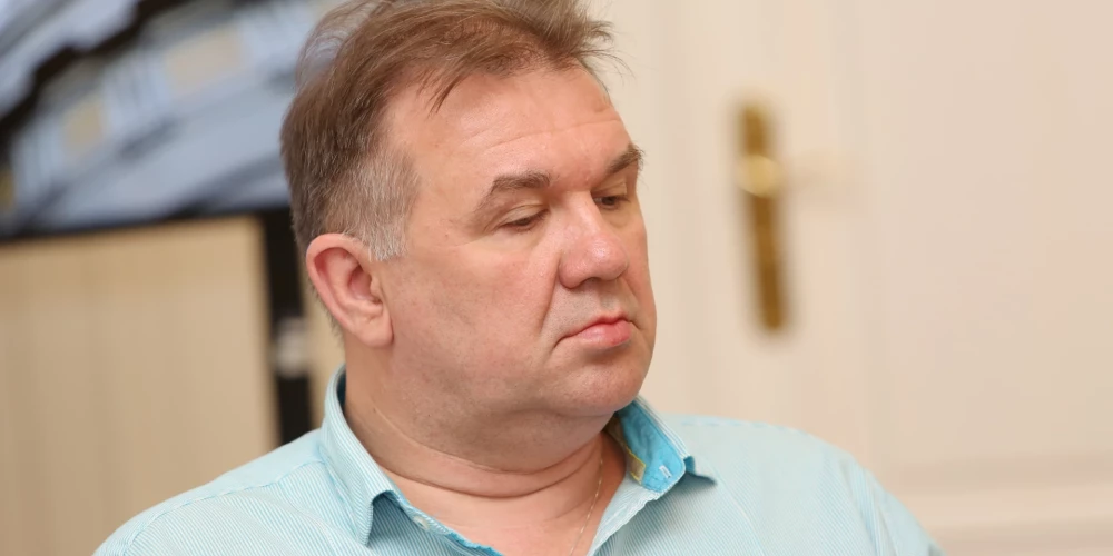 Суд отклонил иск Купчса о восстановлении на работе