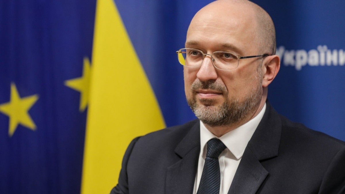 Украинский премьер просит помощи НАТО Украинский премьер просит помощи НАТО