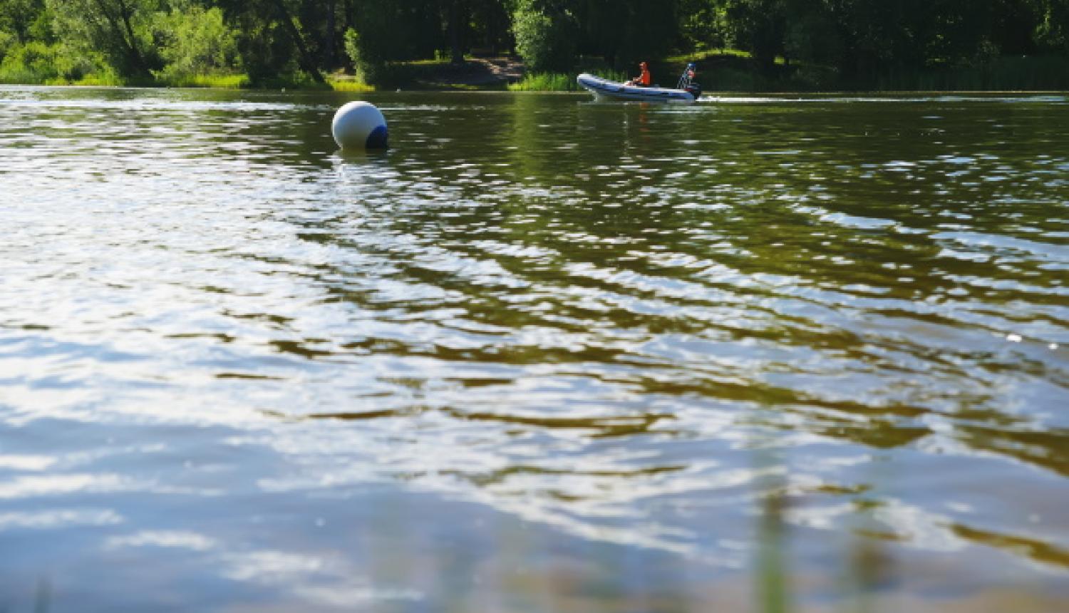 В озере Бабелите самая теплая вода в Риге