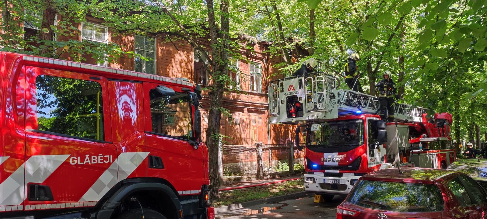 Ограничен пожар повышенной опасности в Агенскалнсе