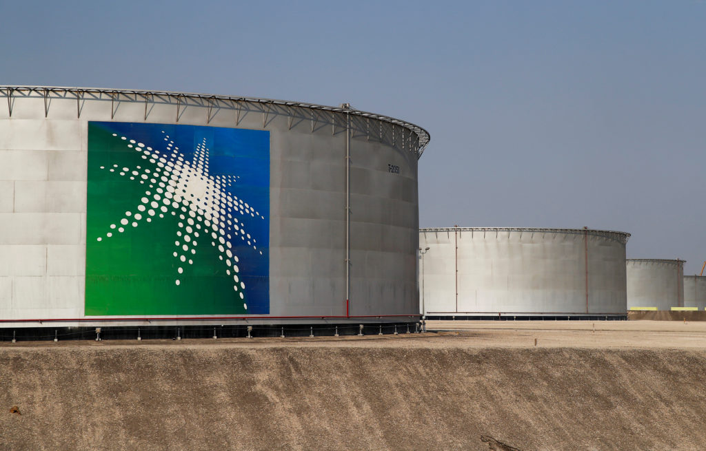 Саудовская Аравия обещает увеличить добычу нефти