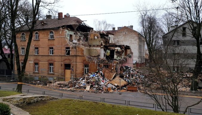 Взрыв дома в Агенскалнсе: начался демонтаж опасных частей здания