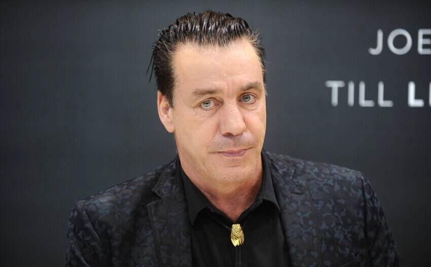 Фронтмен Rammstein помог беженке с Украины