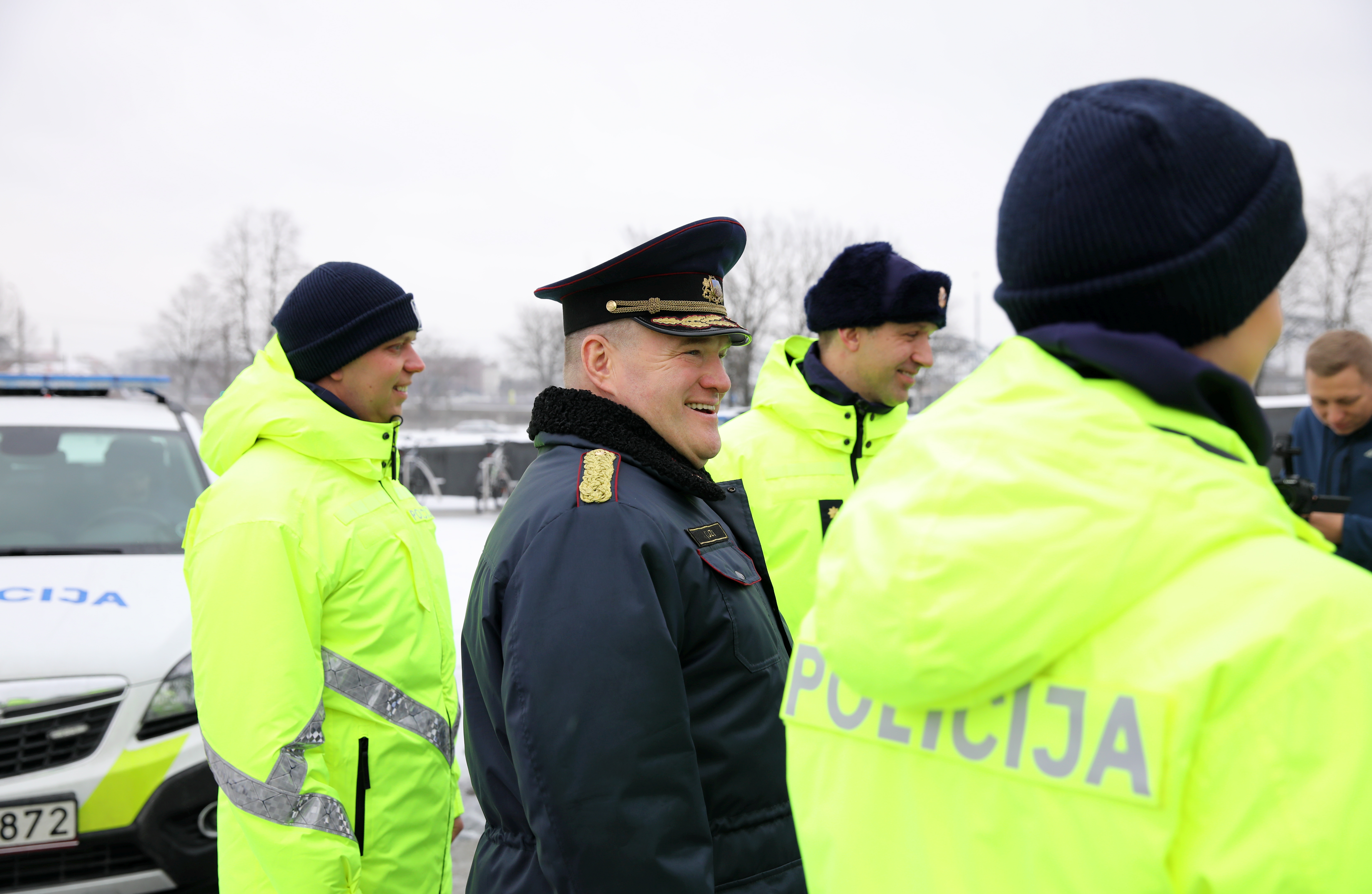 Полиция призывает население не собираться на несанкционированные акции