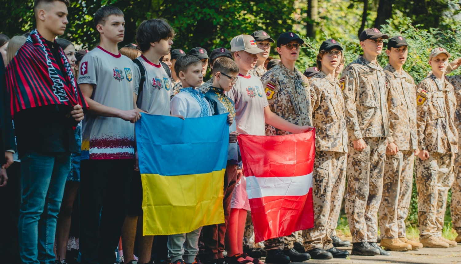 В Латвии открылся лагерь для детей украинских полицейских