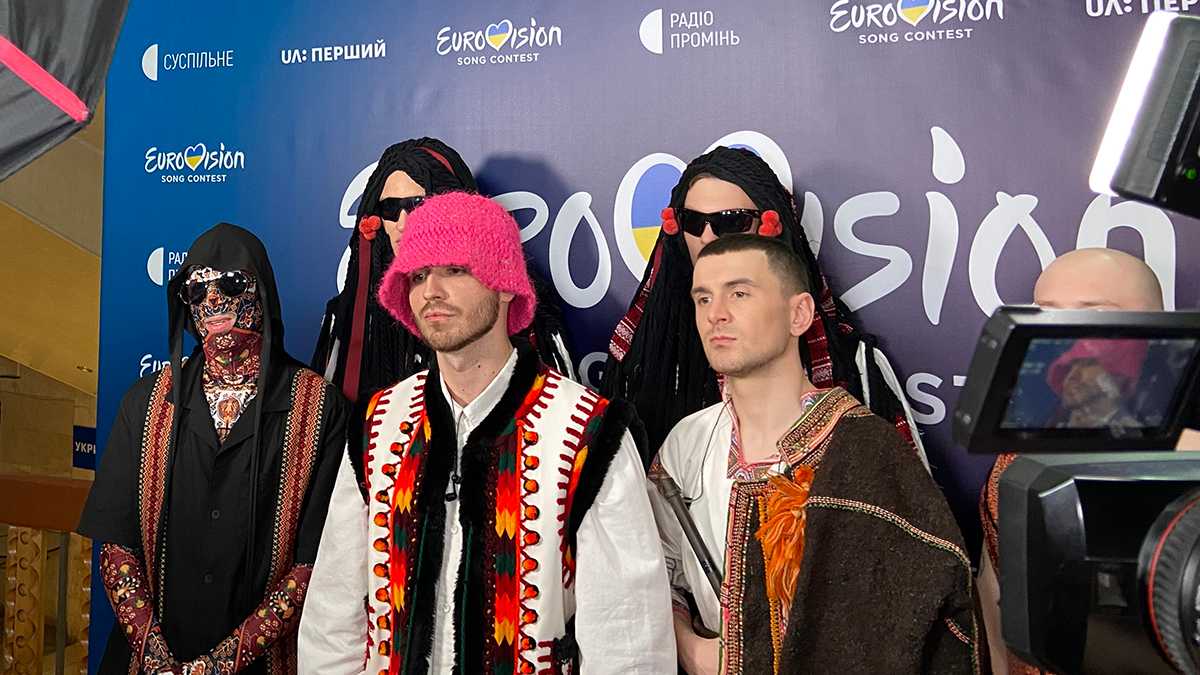 Победители "Евровидения" продали приз и купят дроны для войны