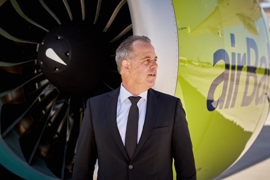 Гаусс: к концу следующего года флот "airBaltic" будет состоять из 54 самолетов