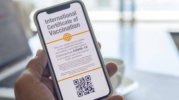 Представитель ВОЗ не рекомендует вводить паспорта вакцинации