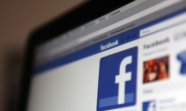 СГБ проверит модераторов Facebook