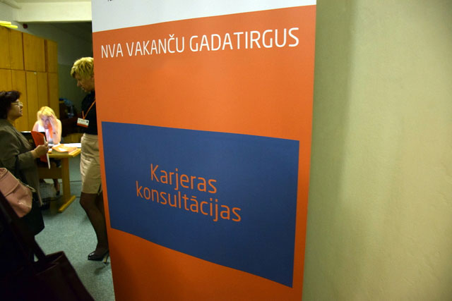 Фактическая безработица в Латвии выросла до 6,8%