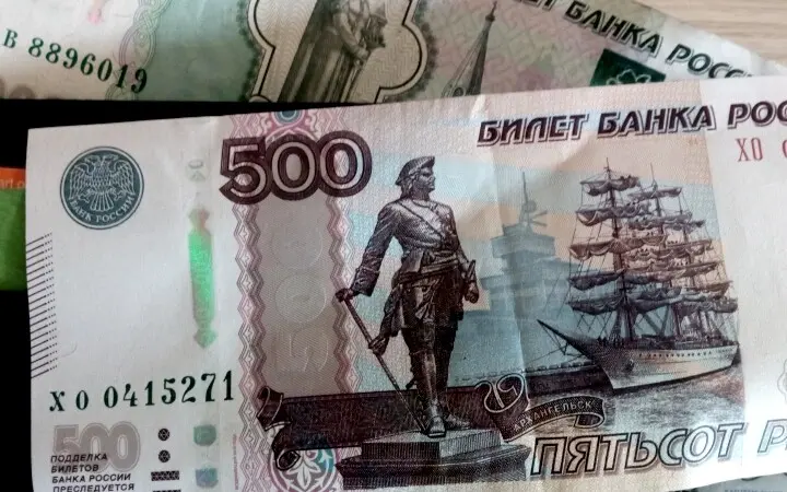 Минфин РФ хочет обложить налогом живущих за рубежом сотрудников российских компаний
