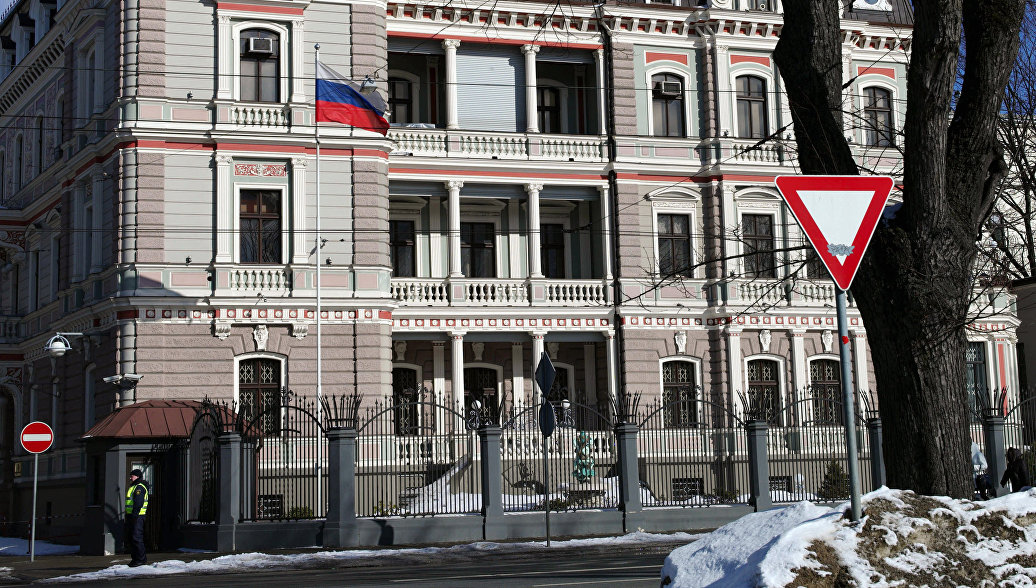 Предлагается начать сбор подписей за отключение электричества российскому посольству