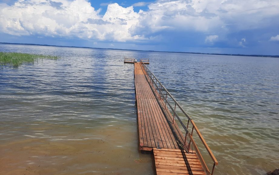 Теплее всего вода в озерах, холоднее — в море