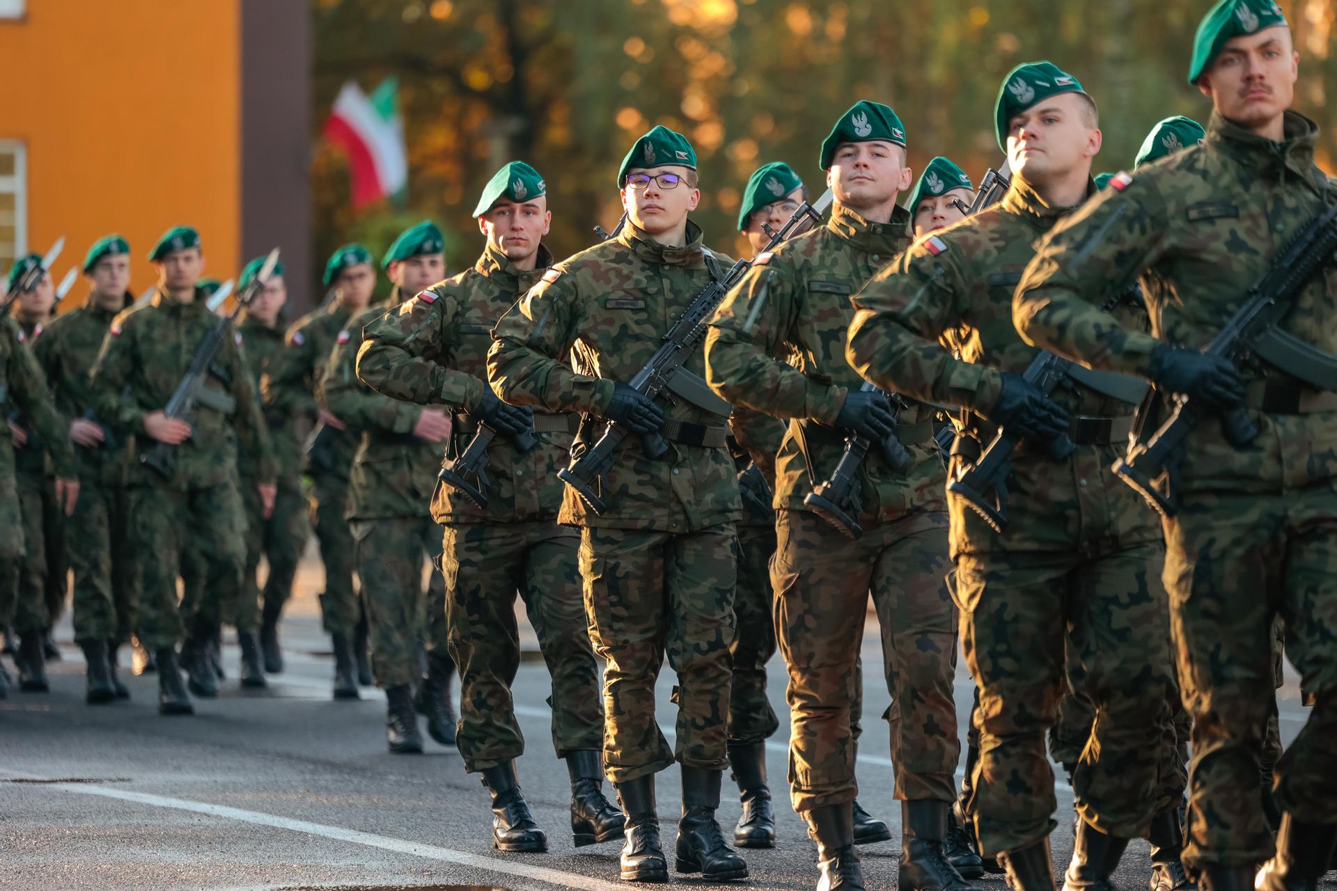 Польша увеличивает число солдат на границе с Беларусью