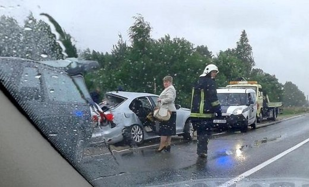 В день Лиго в Латвии зарегистрировано 80 ДТП, один человек погиб