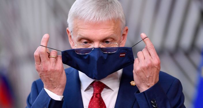 Премьер: давайте займемся перестановками в правительстве потом, после выборов