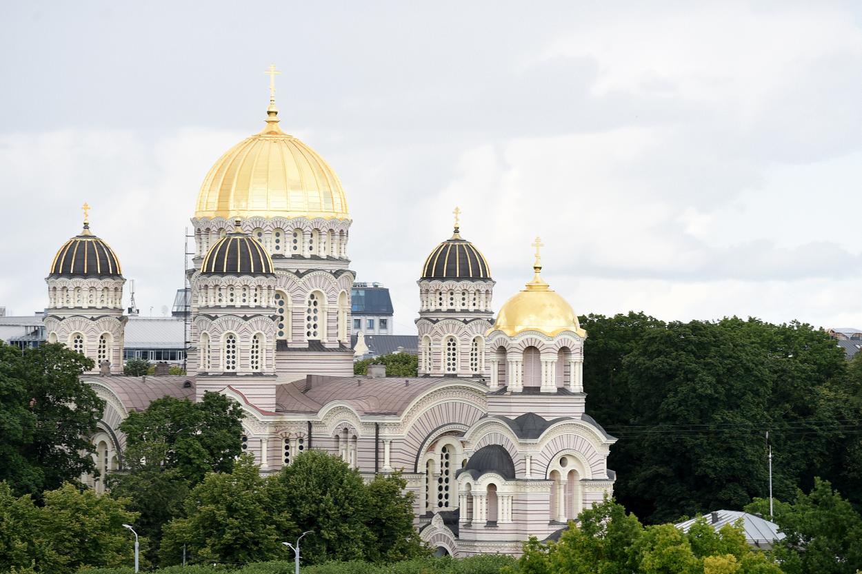 Левитс хочет отделить Православную церковь Латвии от Московского патриархата (дополнено)