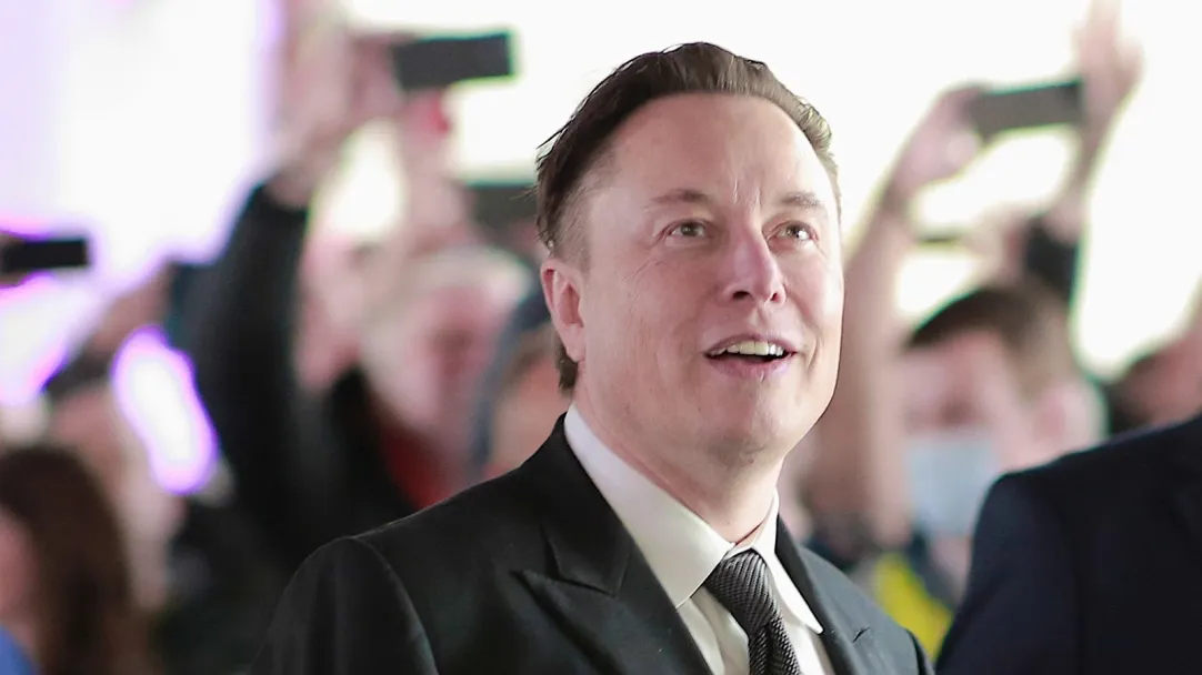 Акции Tesla упали на 12 процентов после того, как Илон Маск купил Twitter