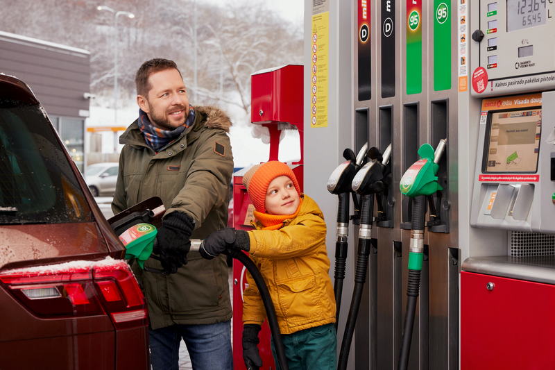 Минус 15 центов за литр. Circle K готовит сегодня очереди у заправок