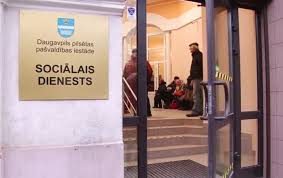 Латвийским соцслужбам не хватает работников - наплыв беженцев Латвийским соцслужбам не хватает работников - наплыв беженцев