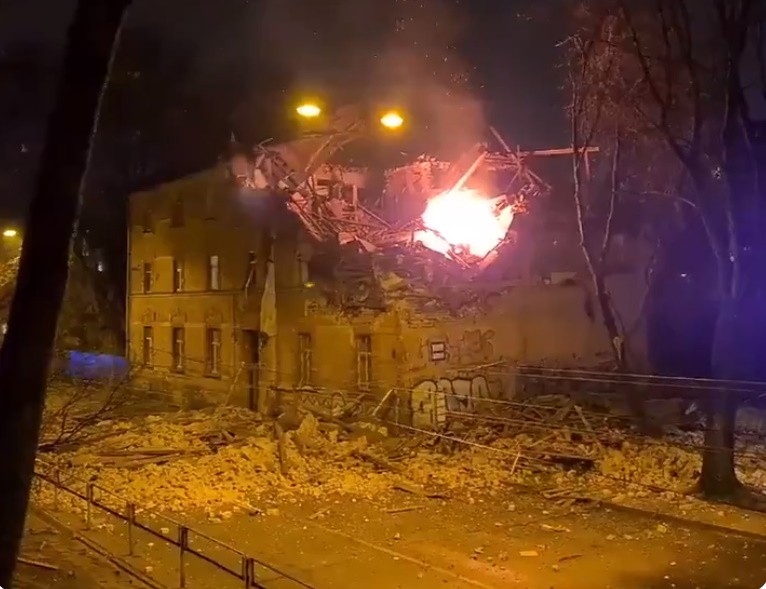 Взрыв дома в Агенскалнсе не связан с газом