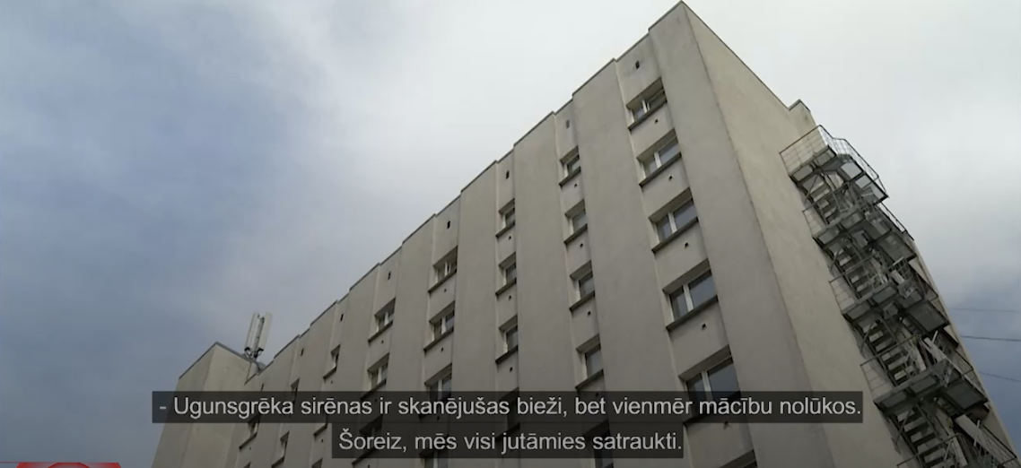 Полиция установит причины возгорания в общежитии студентов