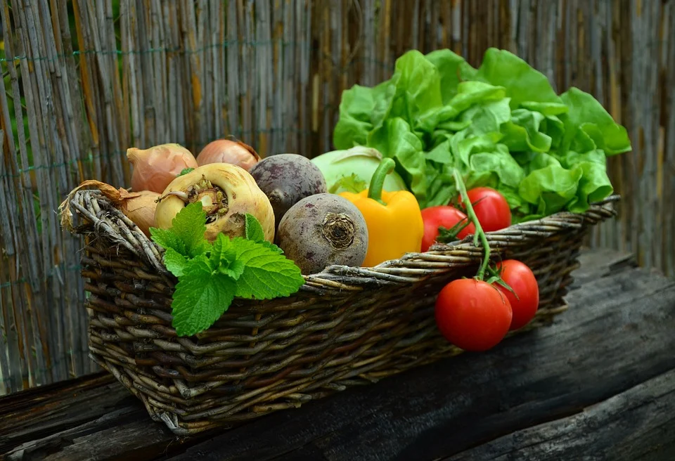 Латвийцев ожидает шокирующий рост цен на продукты