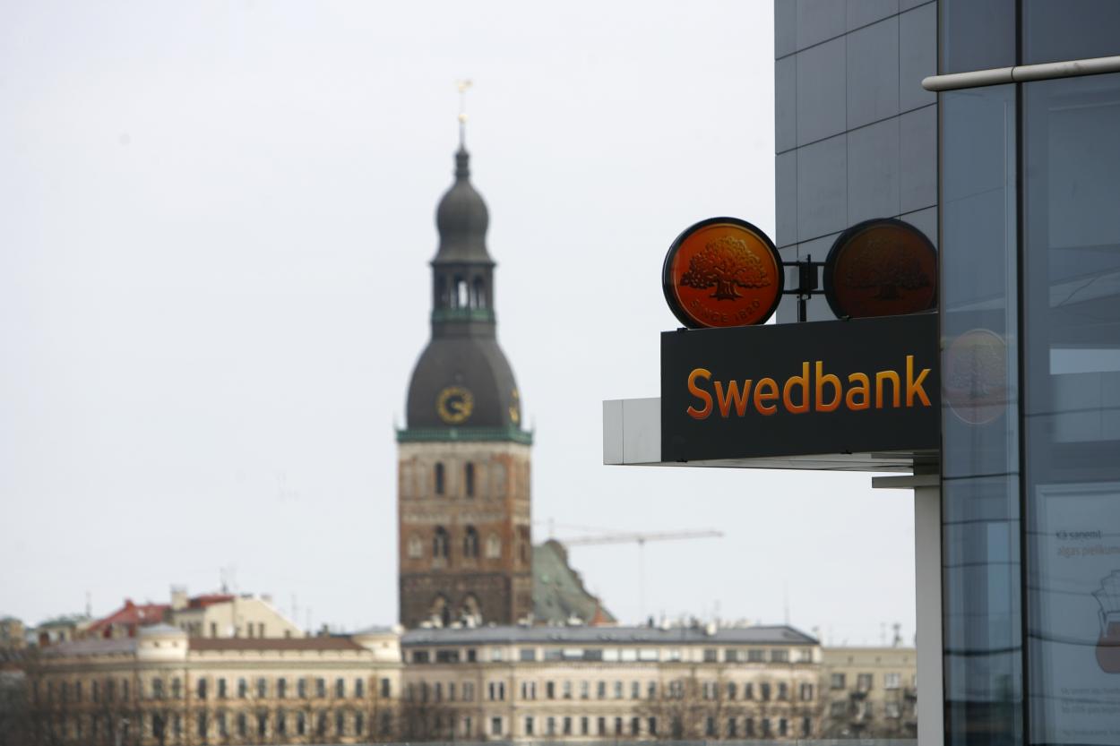 Swedbank: интернет-банк рухнул, специалисты пытаются поднять