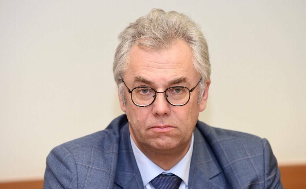 Перевощиков: мы не можем прививать детей от Covid-19. Нет исследований