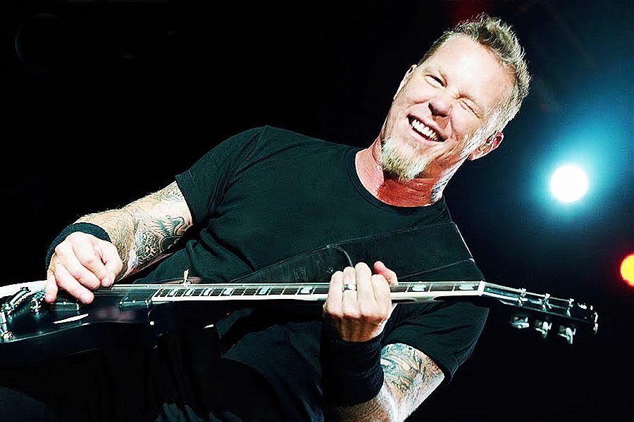 Вокалист Metallica подал на развод после 25 лет брака