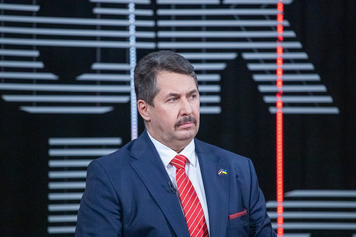 Раев: я не вижу причин, которые заставили бы правительство распасться
