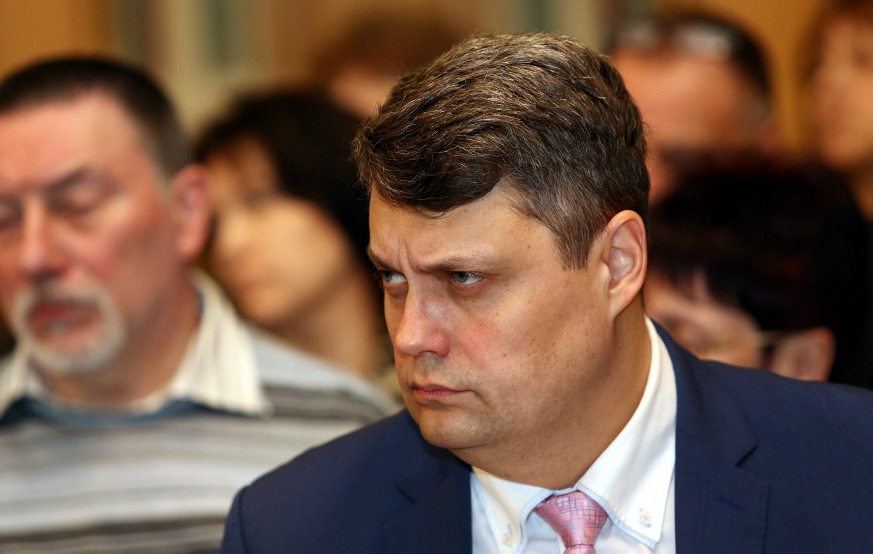 Мэр Екабпилса Айварс Крапс подал в отсавку