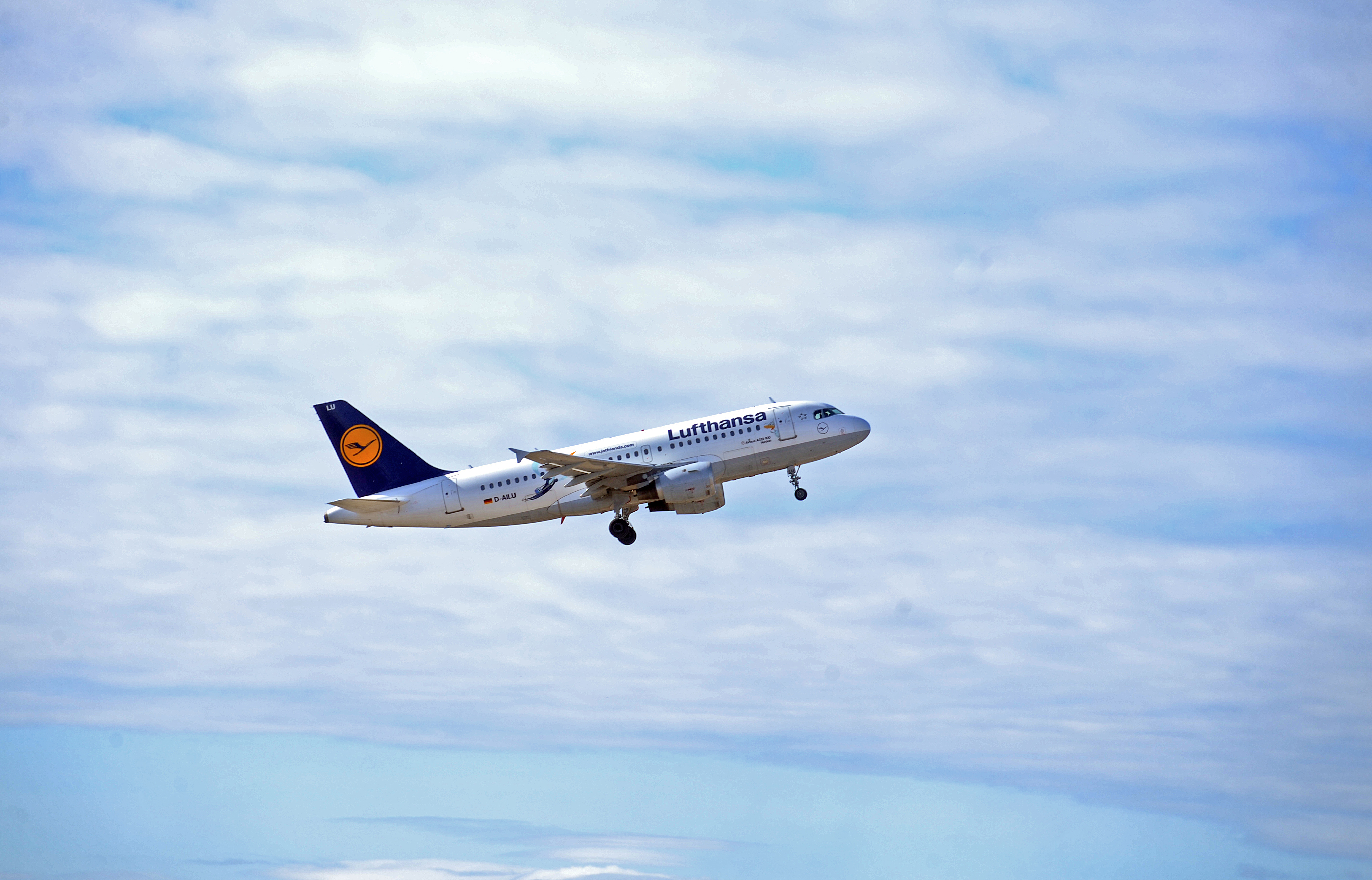 Пилоты Lufthansa объявили забастовку