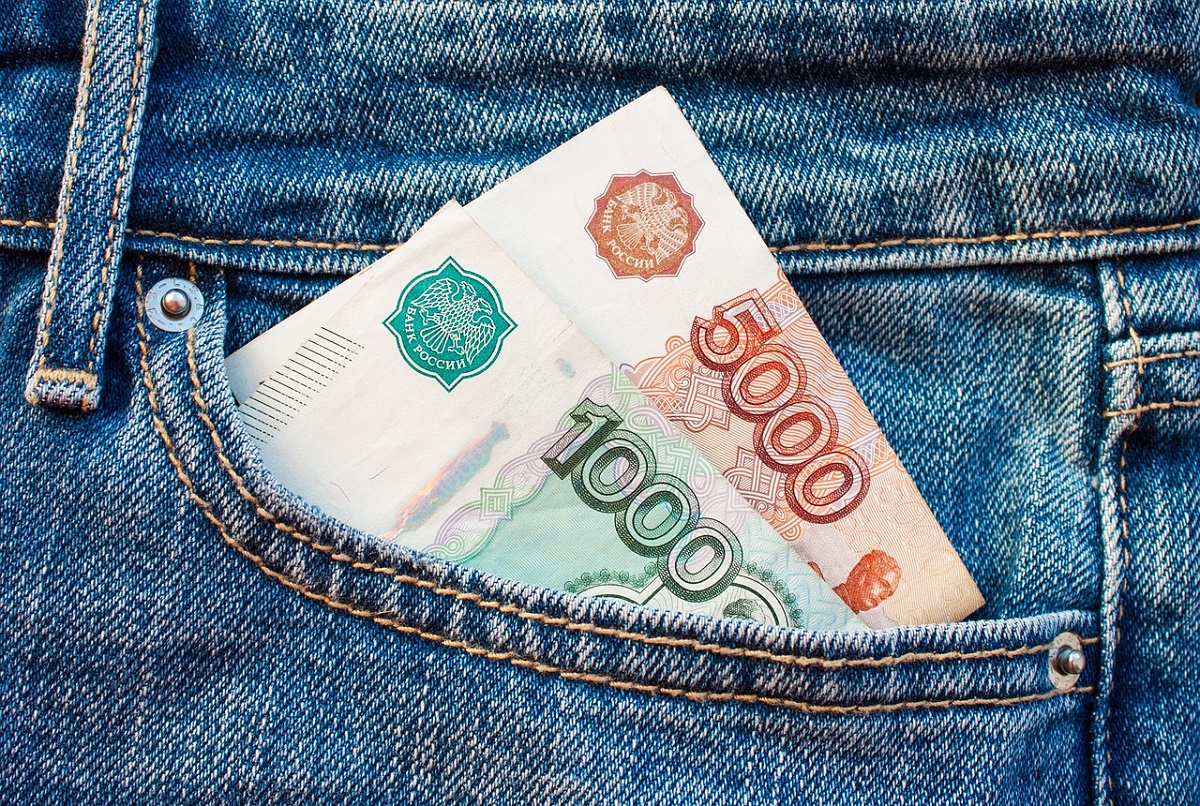 В России усилили контроль за операциями с наличными В России усилили контроль за операциями с наличными