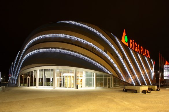 Торгово-развлекательный центр "Riga Plaza" купили эстонцы