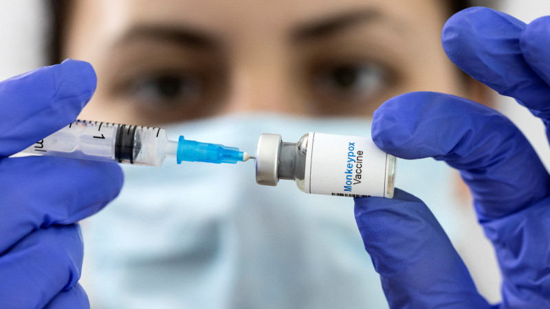 Латвия подала заявку на получение вакцины от оспы обезьян
