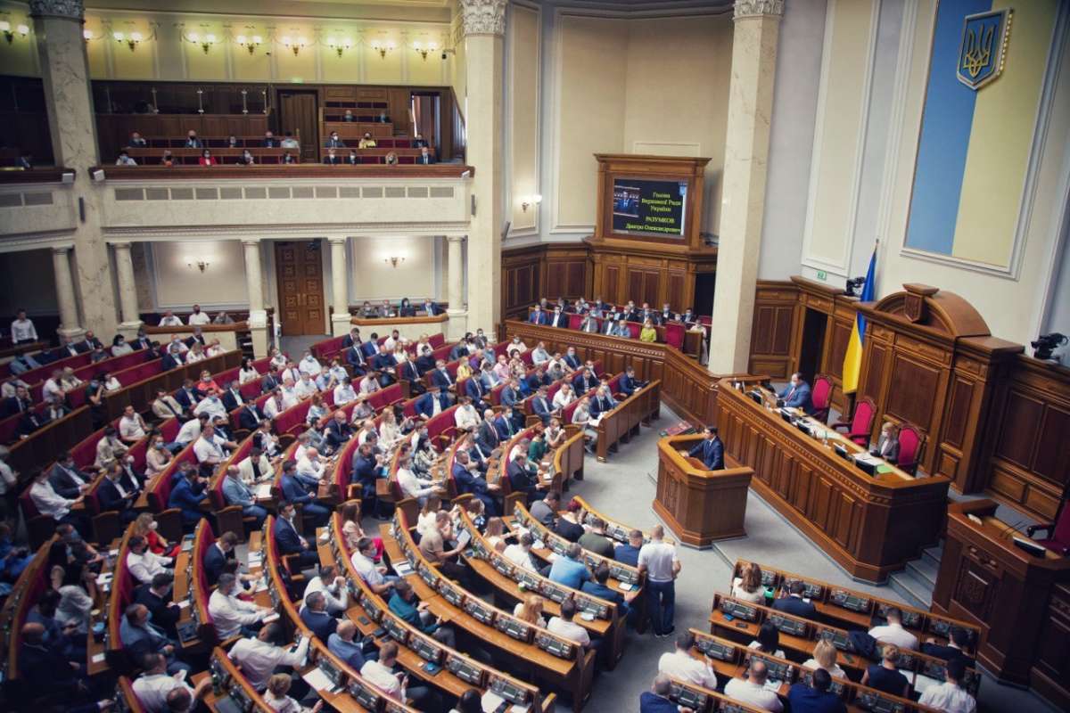 Украина ввела военное положение