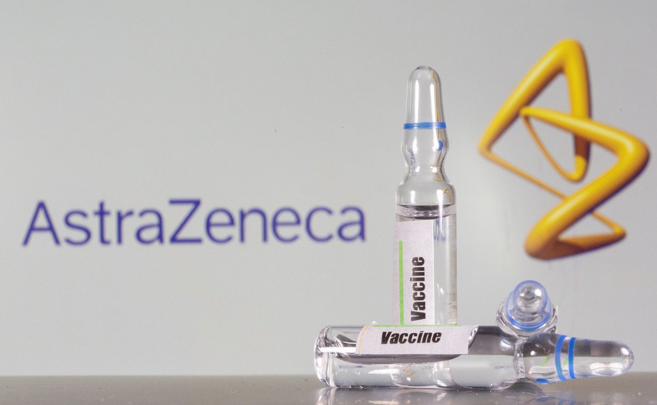 "AstraZeneca" подтвердила пригодность доставленных в воскресенье вакцин от "Covid-19"