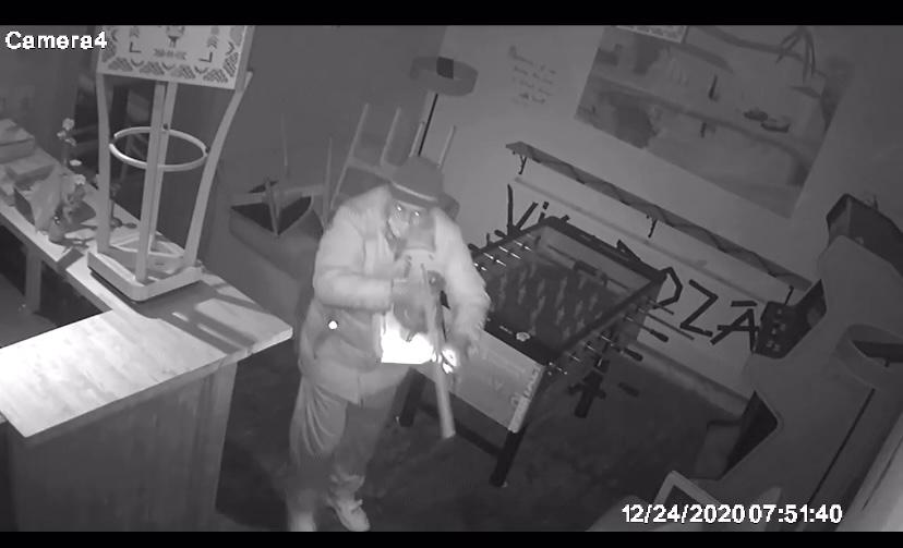 Гринч ворует рождество у "Ежика в тумане" (видео)